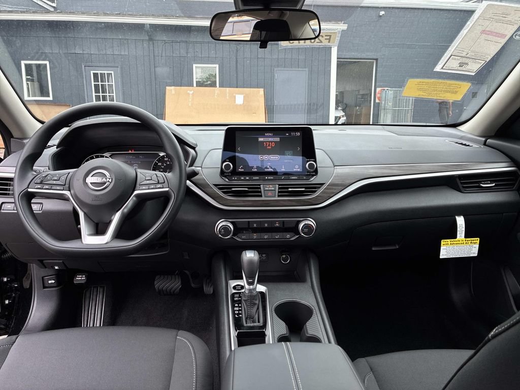 New 2026 Nissan Altima 2.5 SV FWD image 6