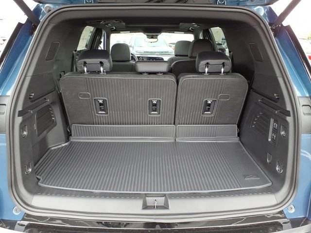 New 2026 Chevrolet Traverse High Country w/ LPO, Floor Liner Package AWD/4WD image 11