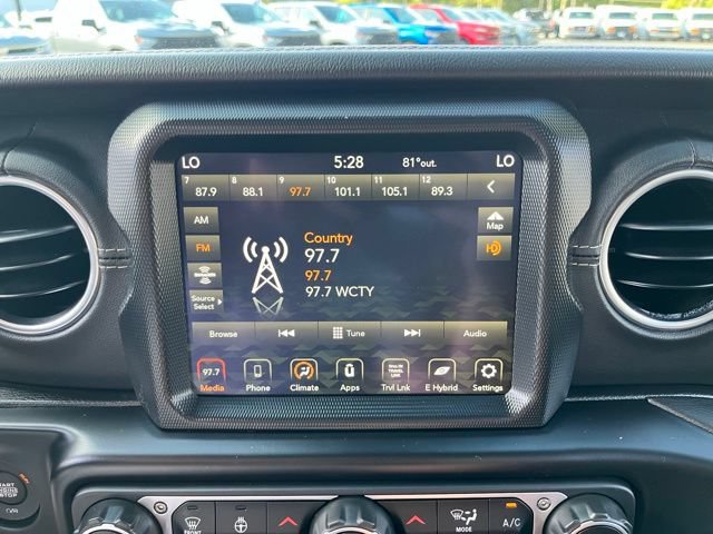 Used 2021 Jeep Wrangler Unlimited Sahara w/ Dual Top Group AWD/4WD image 26