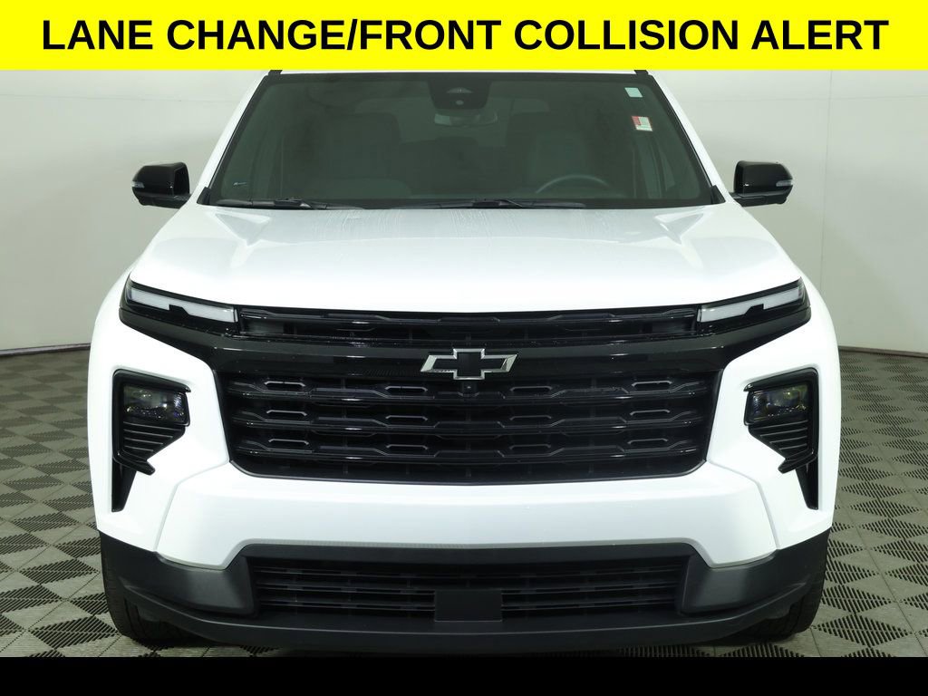 Used 2024 Chevrolet Traverse LS w/ Midnight/Sport Edition FWD image 8