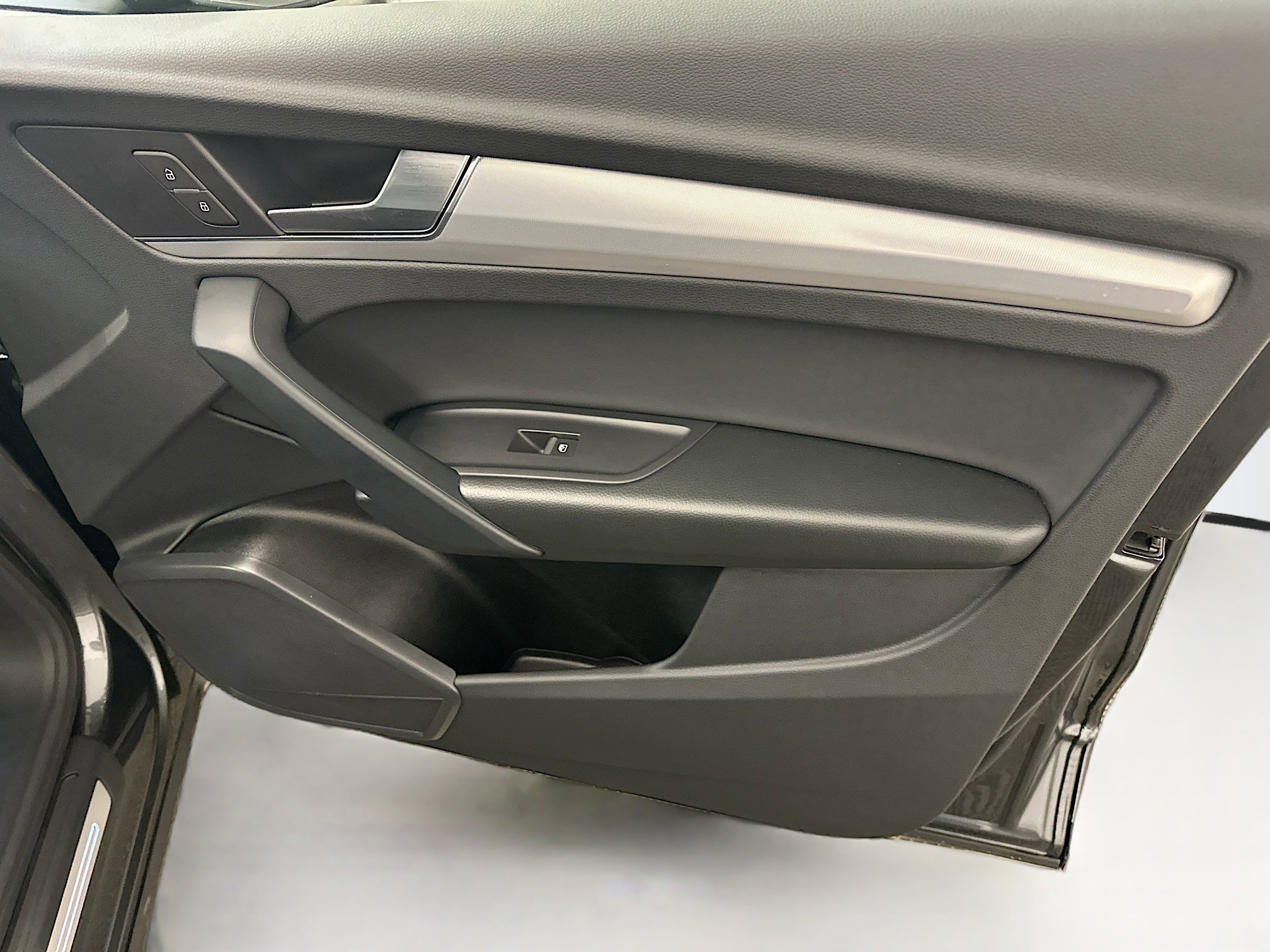 Used 2025 Audi Q5 2.0T Premium image 35