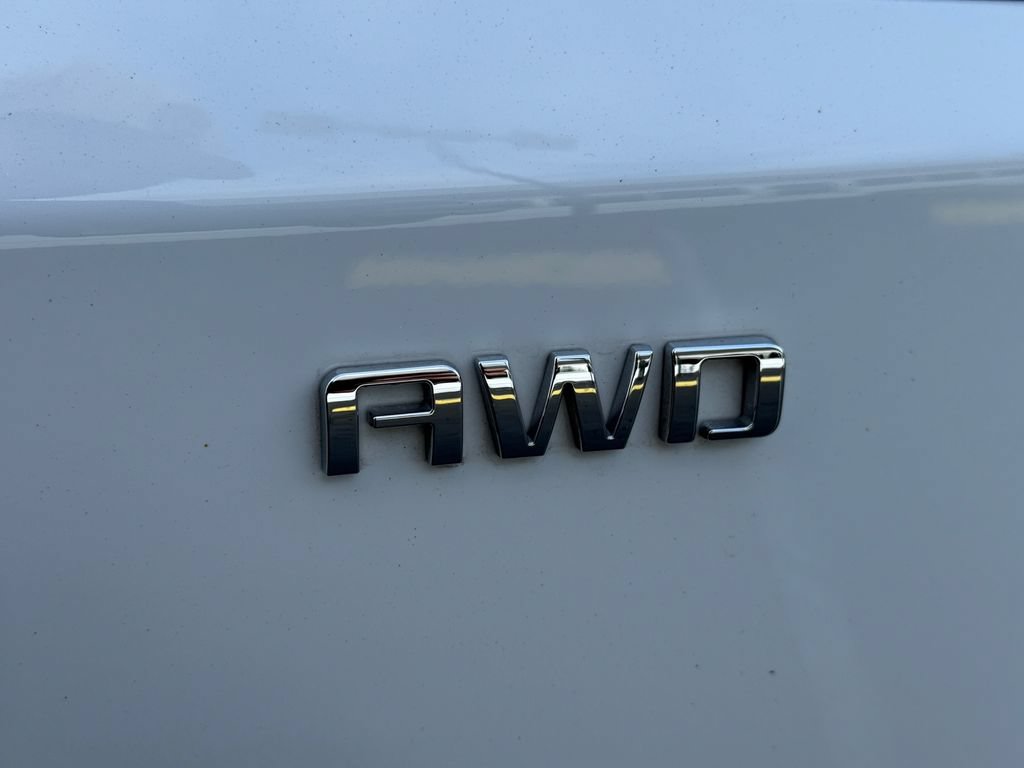 Used 2024 Chevrolet Blazer EV LT AWD/4WD image 11