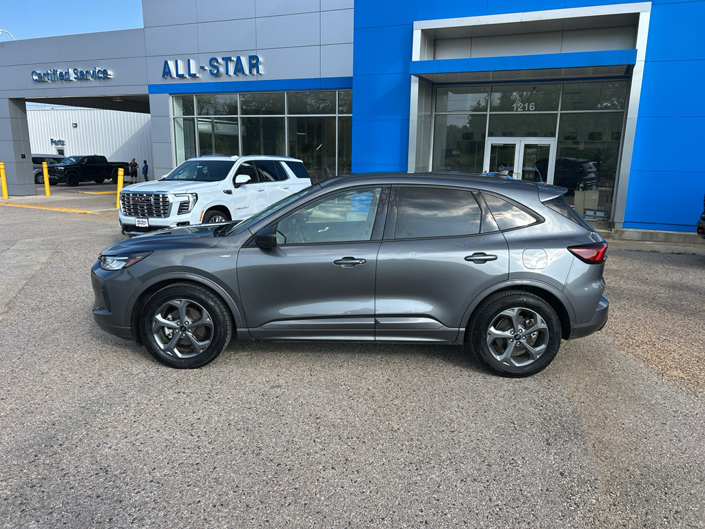 Used 2024 Ford Escape ST-Line FWD image 2