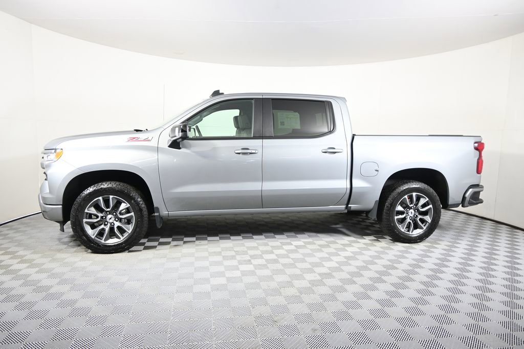 Used 2024 Chevrolet Silverado 1500 RST w/ RST All Star Premium Package AWD/4WD image 2