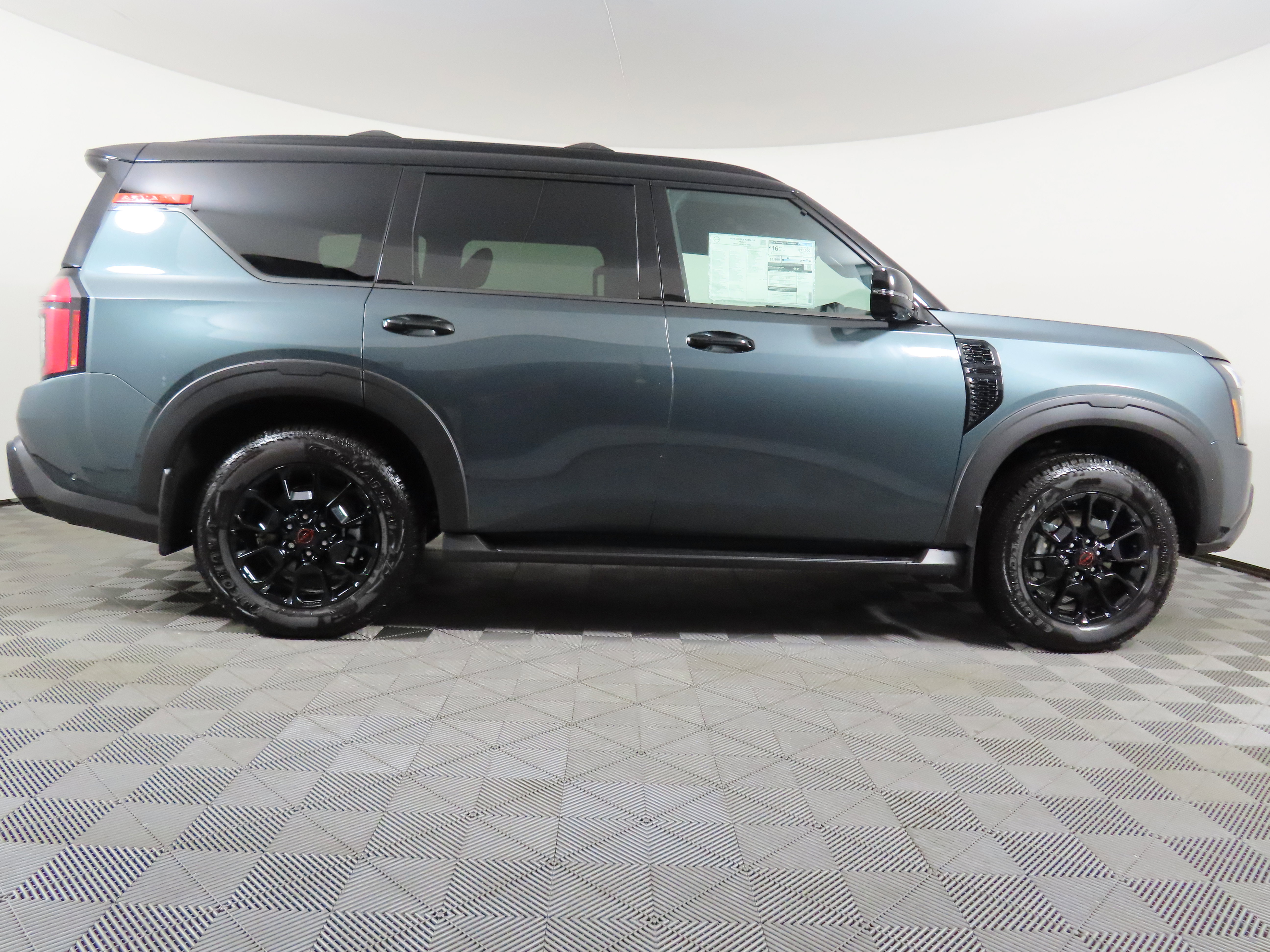 New 2026 Nissan Armada PRO-4X image 2