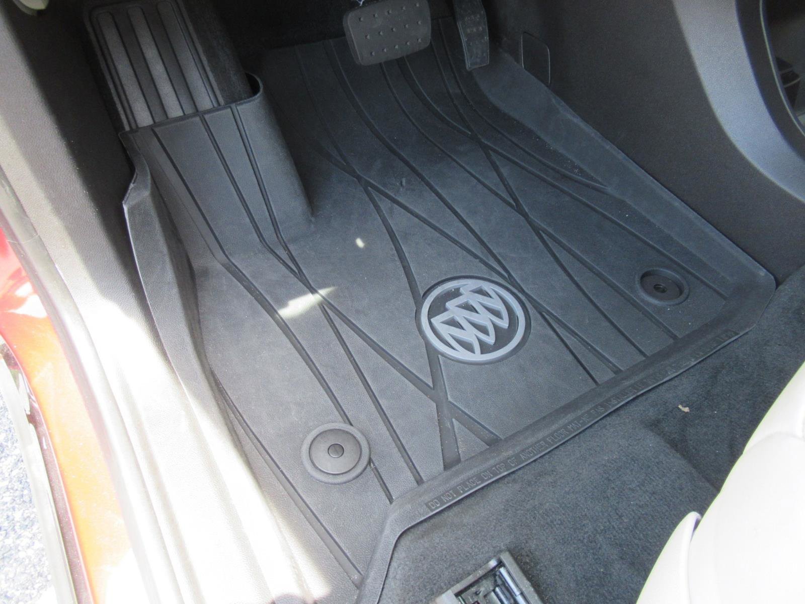 Used 2023 Buick Enclave Premium FWD image 32