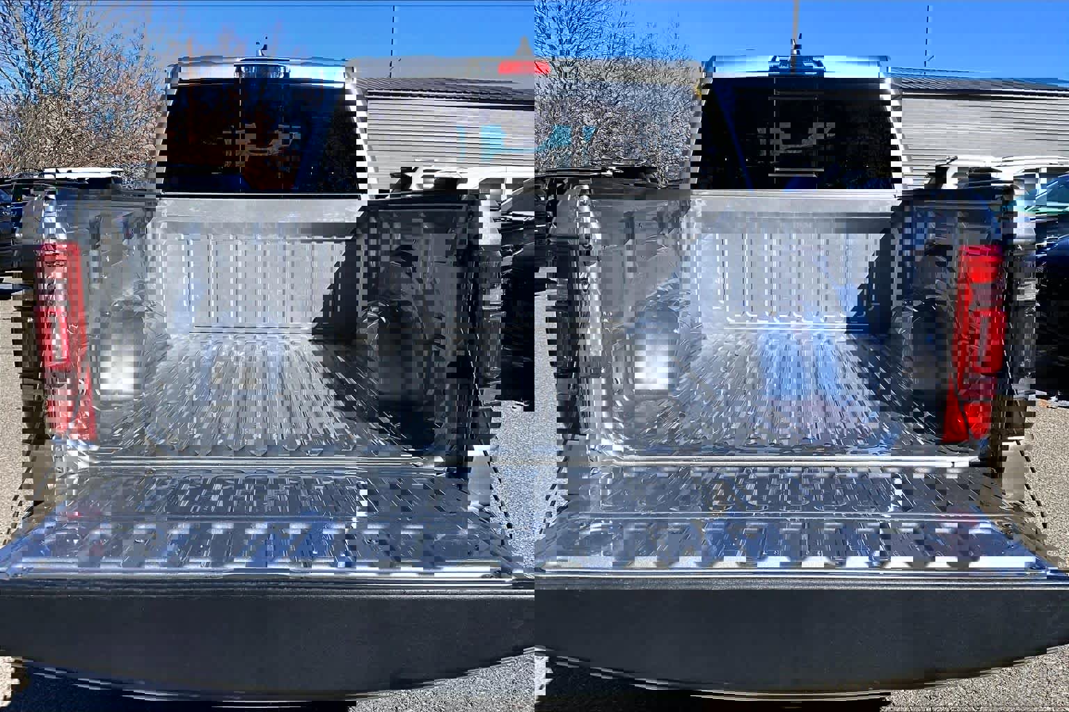 Used 2023 RAM 1500 Limited w/ Bed Utility Group image 30