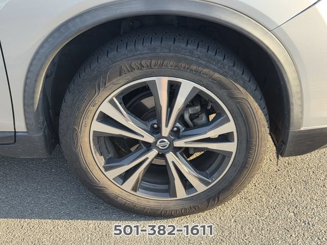 Used 2018 Nissan Rogue SL AWD/4WD image 16