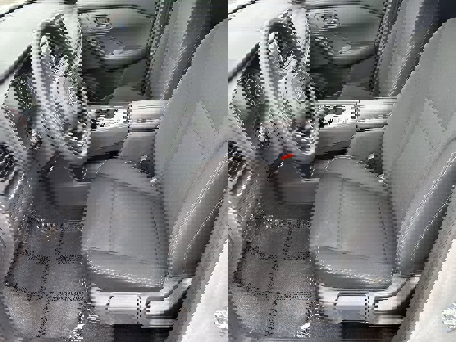 Used 2024 Nissan Rogue S image 18