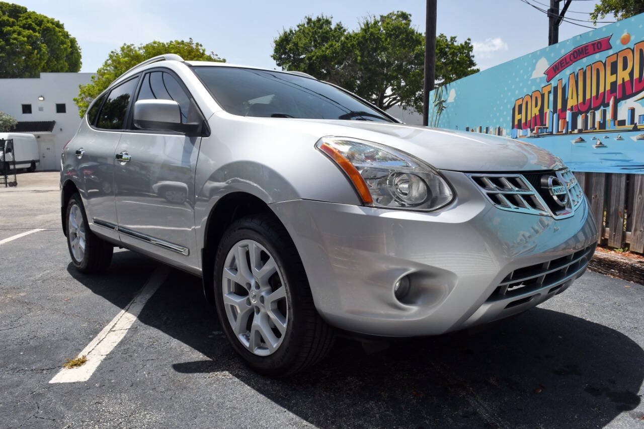 Used 2013 Nissan Rogue SL FWD image 38