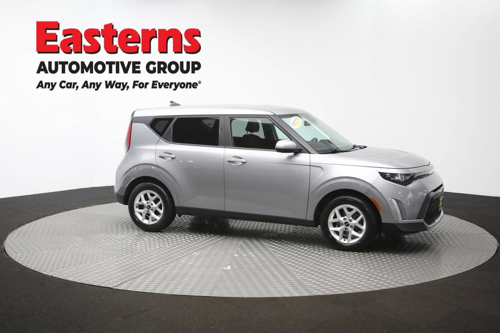 Used 2023 Kia Soul LX w/ Option Group 015 FWD image 47