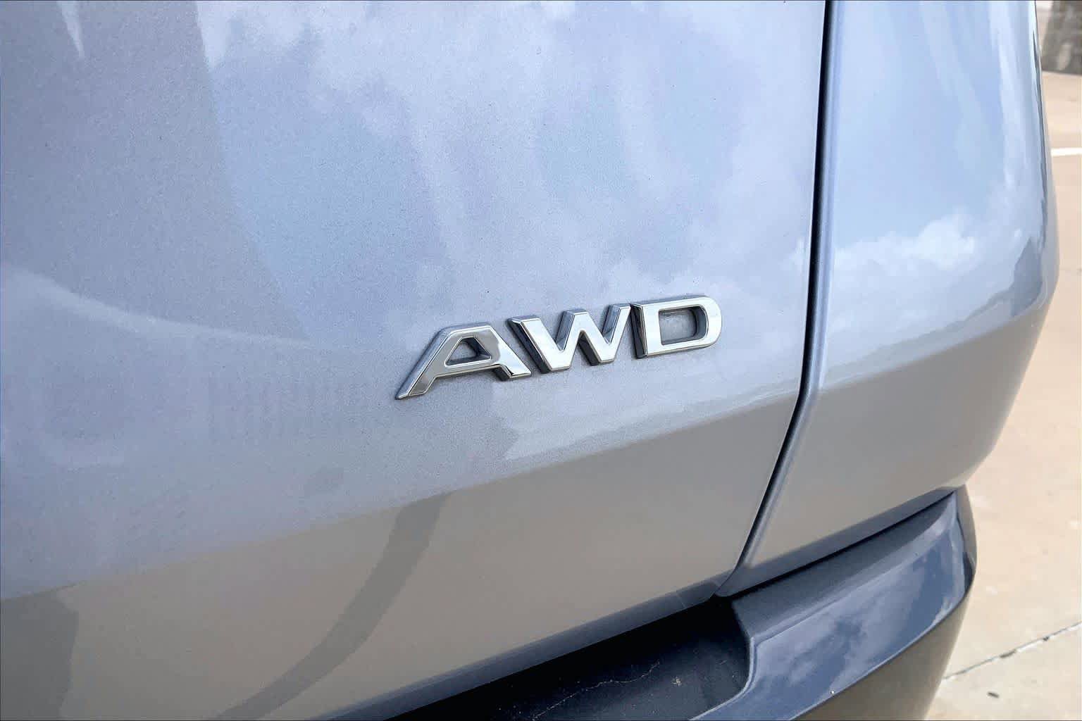 Used 2025 Acura ADX AWD image 10