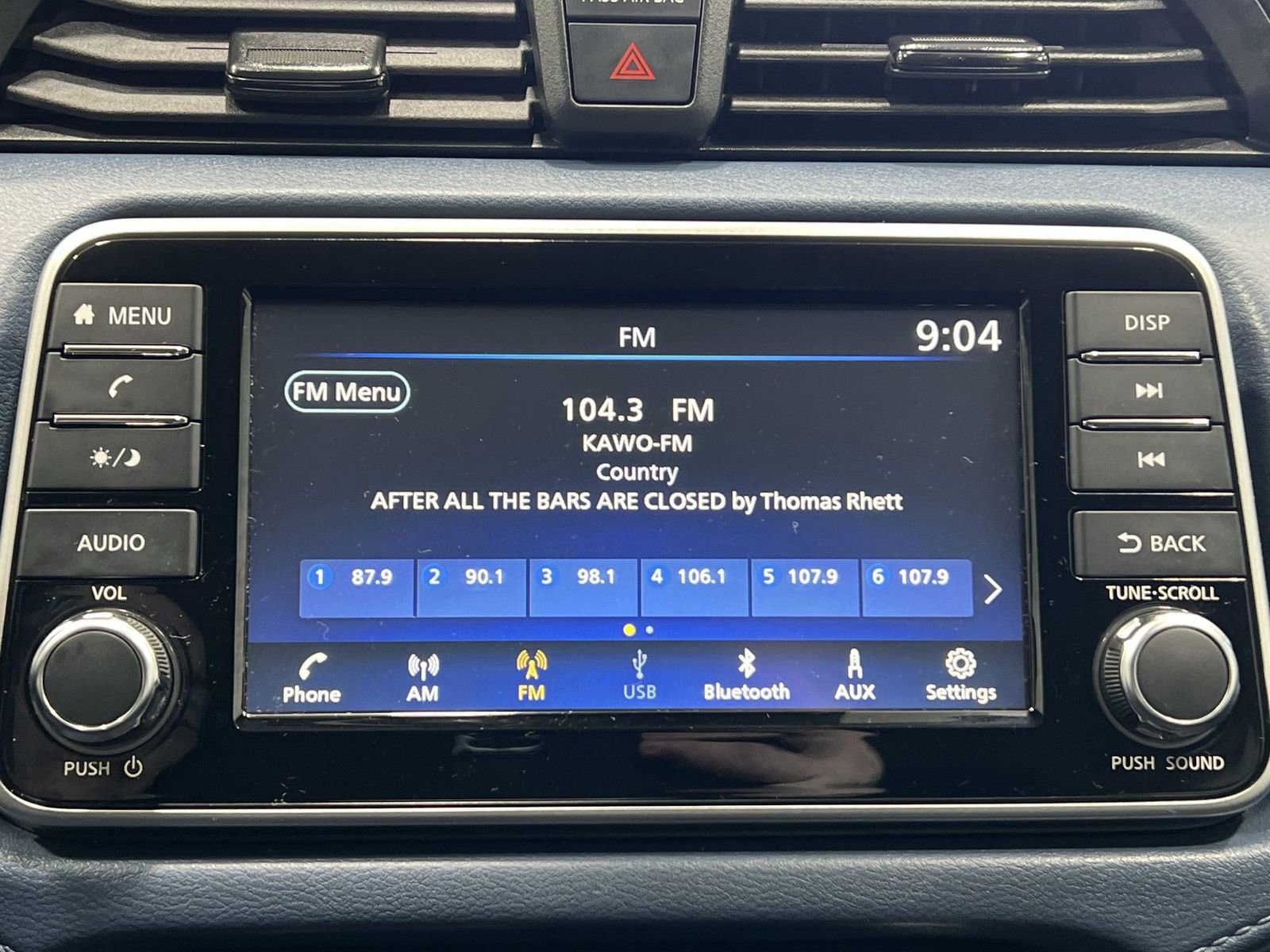 Used 2025 Nissan Versa SV w/ Trunk Package image 16