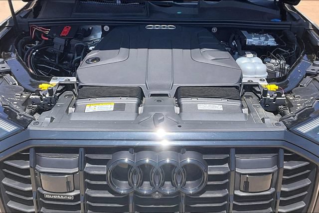 Used 2023 Audi Q7 2.0T Premium Plus w/ Premium Plus Package AWD/4WD image 9