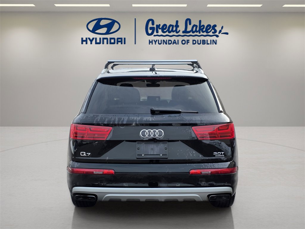 Used 2017 Audi Q7 3.0T Premium image 4