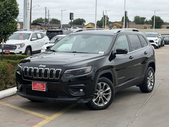 Used 2019 Jeep Cherokee Latitude Plus FWD image 2