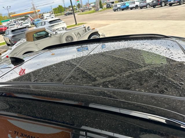 Used 2023 Buick Envision Essence w/ Sport Touring Package FWD image 16