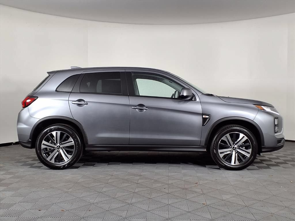 Used 2025 Mitsubishi Outlander Sport ES AWD/4WD image 26