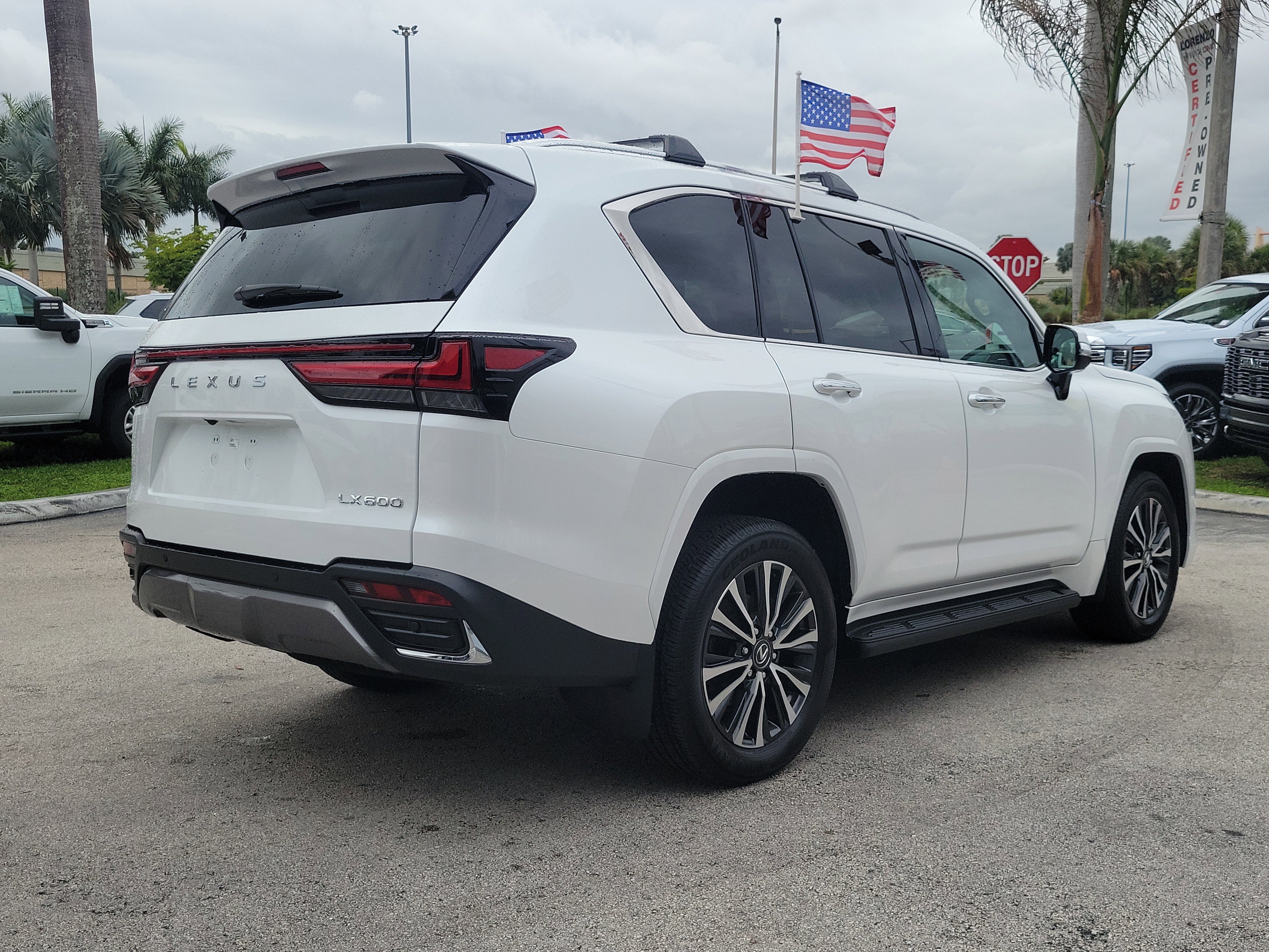 Used 2024 Lexus LX 600 LX 600 Premium 4WD image 5