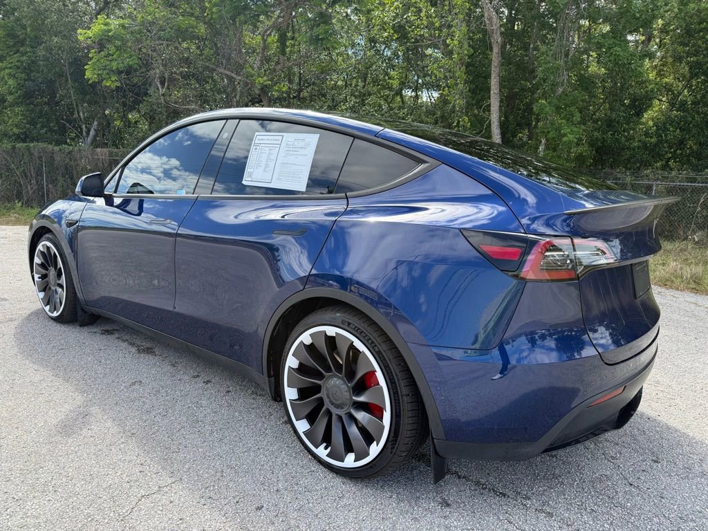 Used 2022 Tesla Model Y Performance image 14