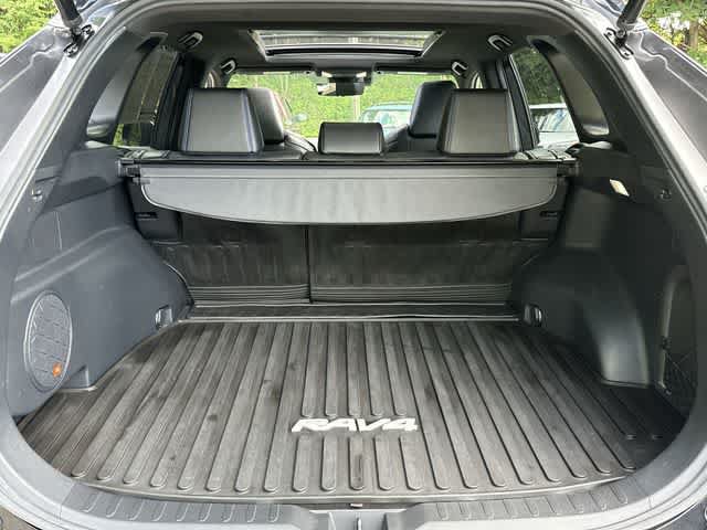Used 2022 Toyota RAV4 XSE AWD/4WD image 23