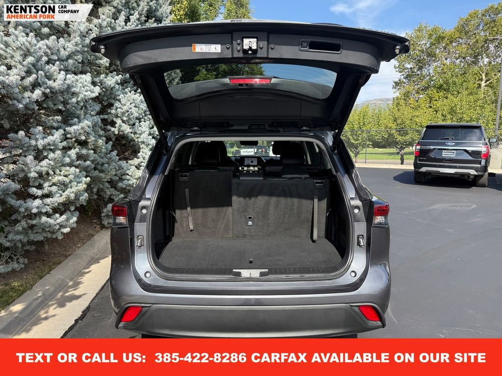 Used 2025 Toyota Highlander XLE image 42