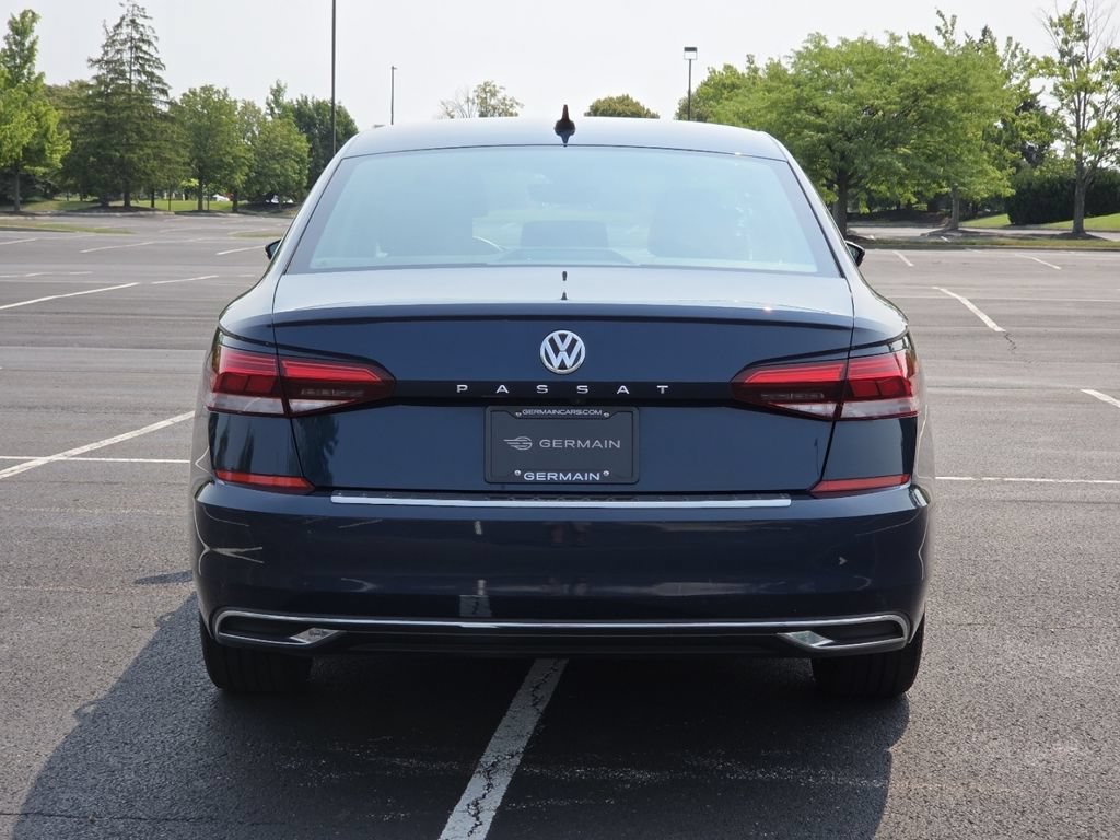 Used 2021 Volkswagen Passat 2.0T SE FWD image 17