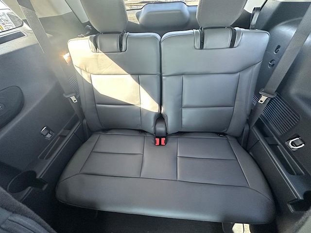New 2025 Ford Explorer Active w/ Active Comfort Package image 16