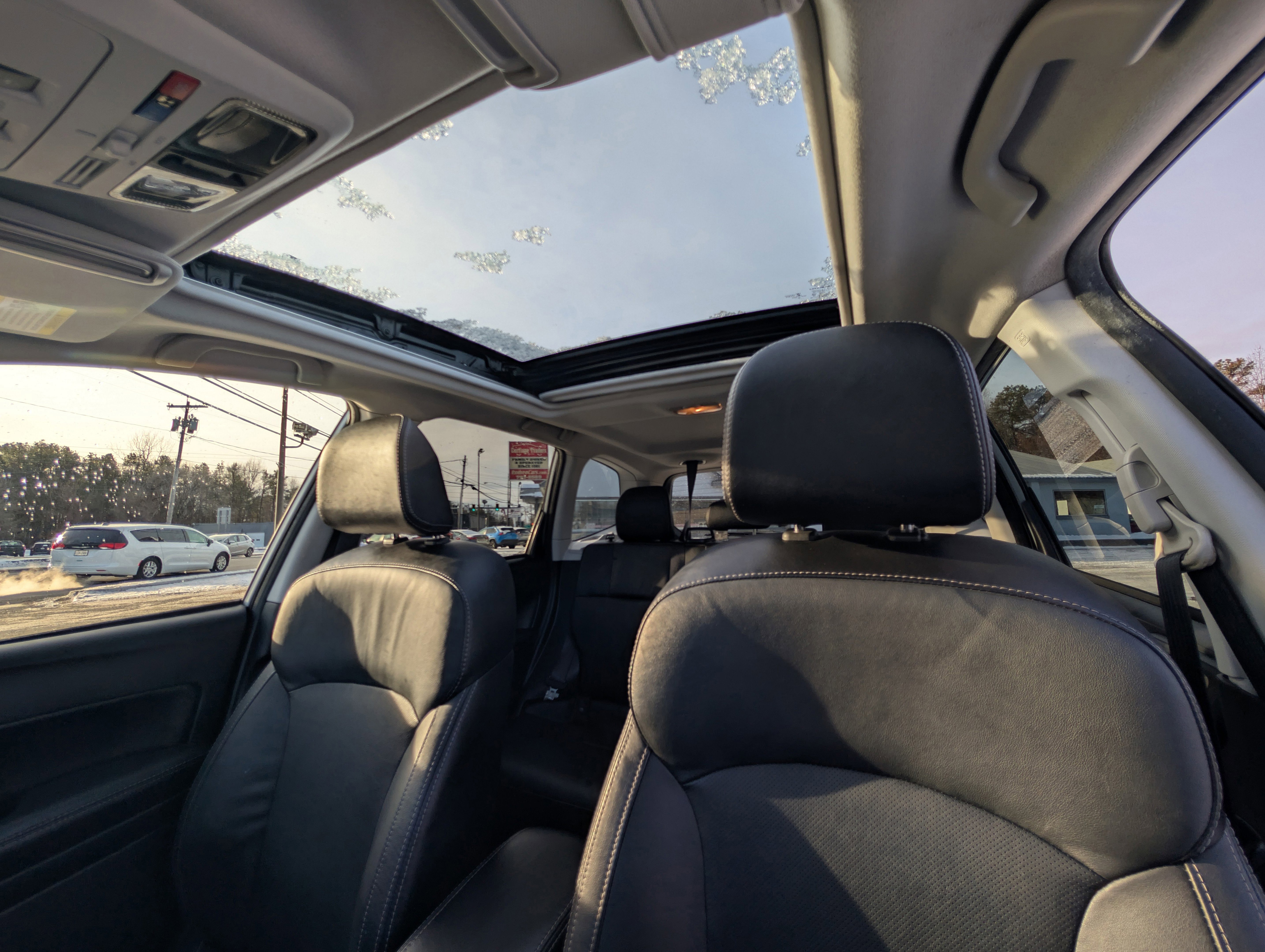 Used 2017 Subaru Forester 2.5i Limited image 6