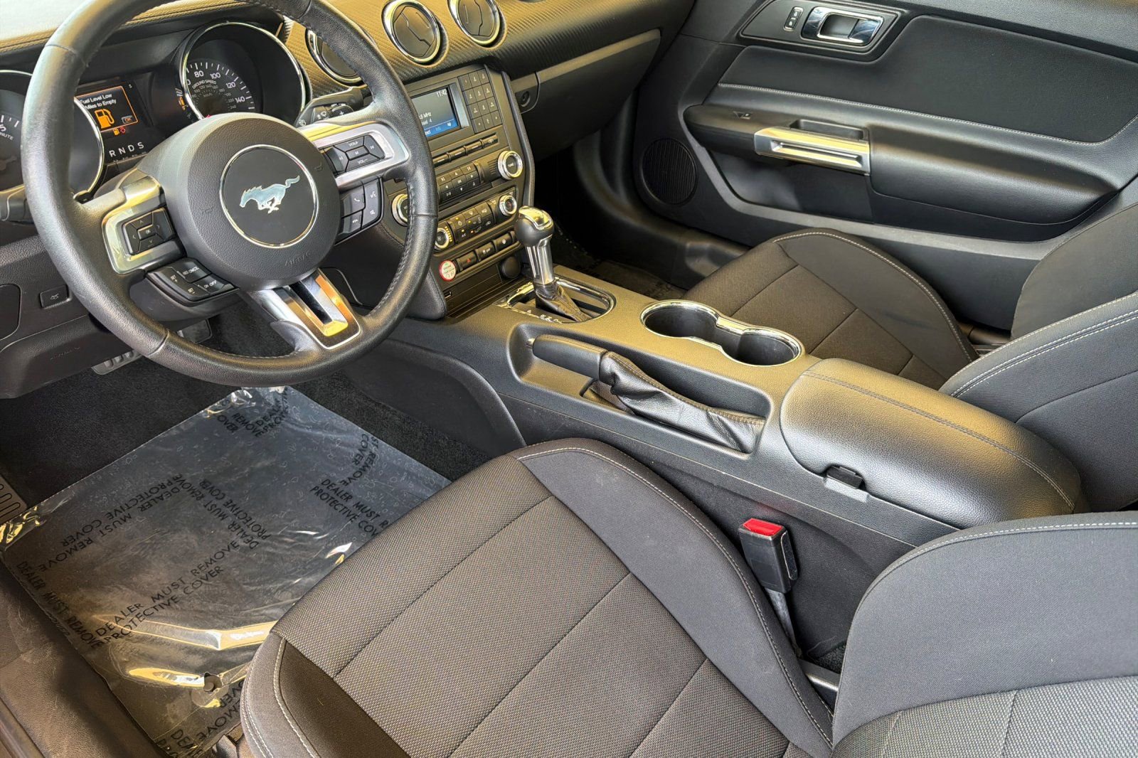 Used 2017 Ford Mustang Coupe RWD image 11