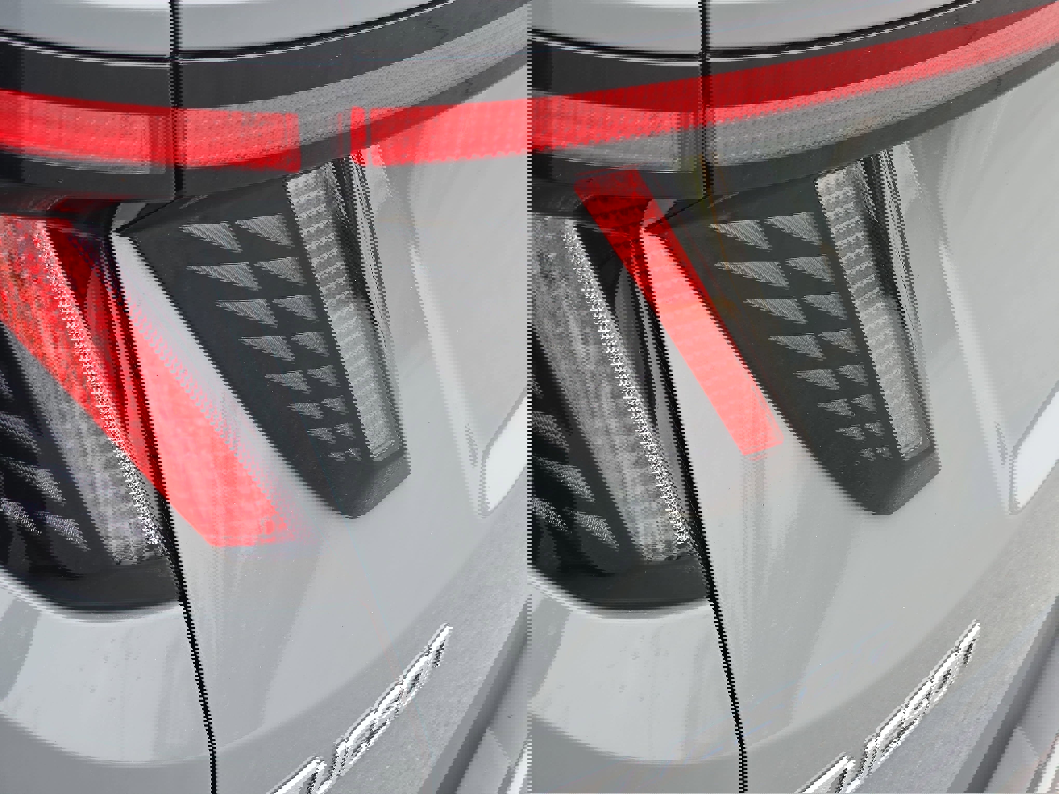 Used 2024 Hyundai Tucson Limited image 33