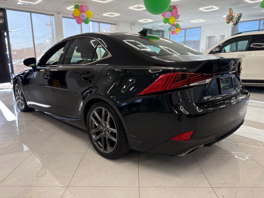 Used 2019 Lexus IS 300 F Sport w/ F Sport Package image 10
