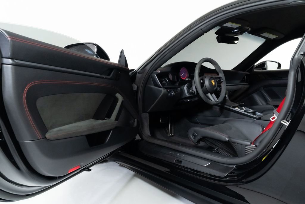 Used 2023 Porsche 911 GT3 RWD image 17