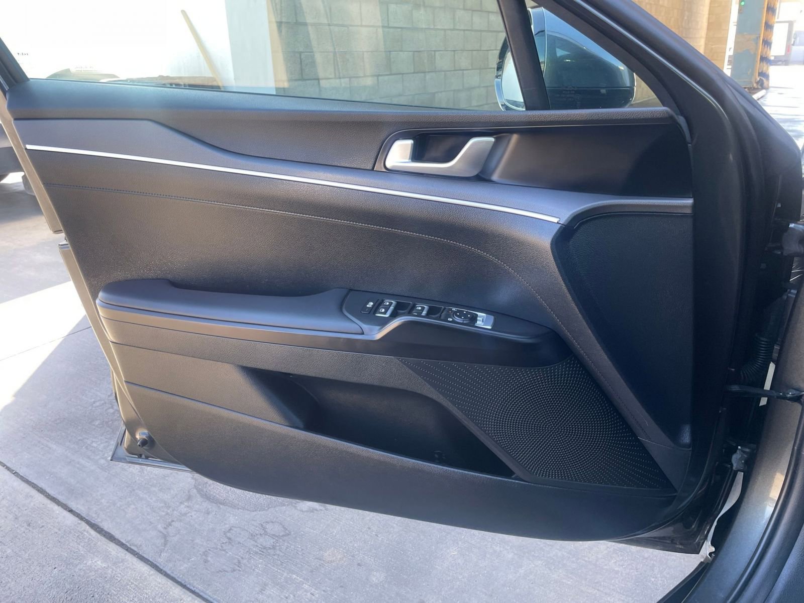 Used 2025 Kia K5 LXS image 18