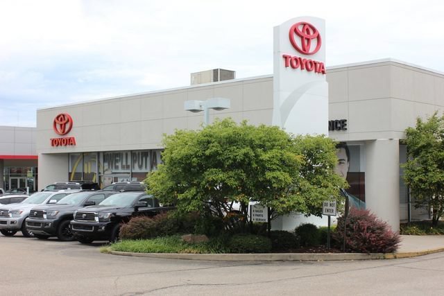 Used 2019 Toyota Highlander XLE AWD/4WD image 14