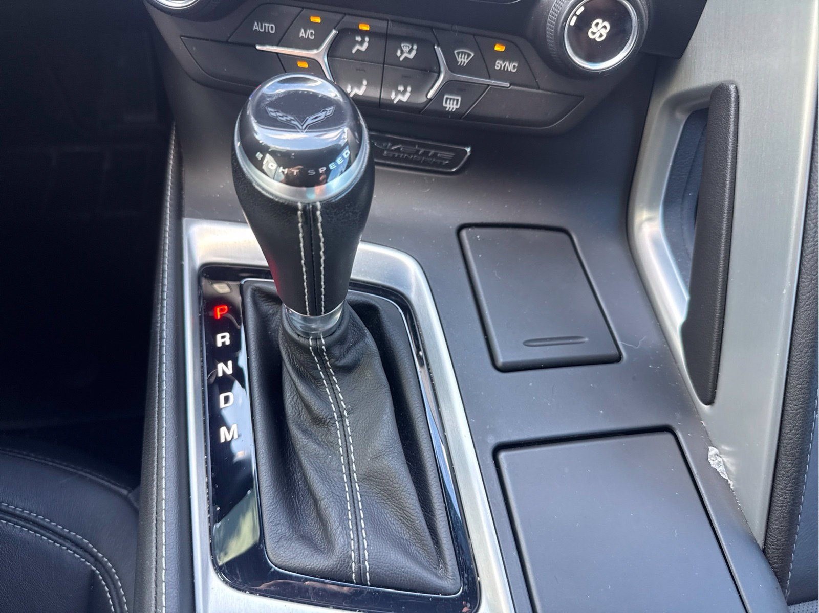 Used 2019 Chevrolet Corvette Stingray Coupe w/ 1LT RWD image 24