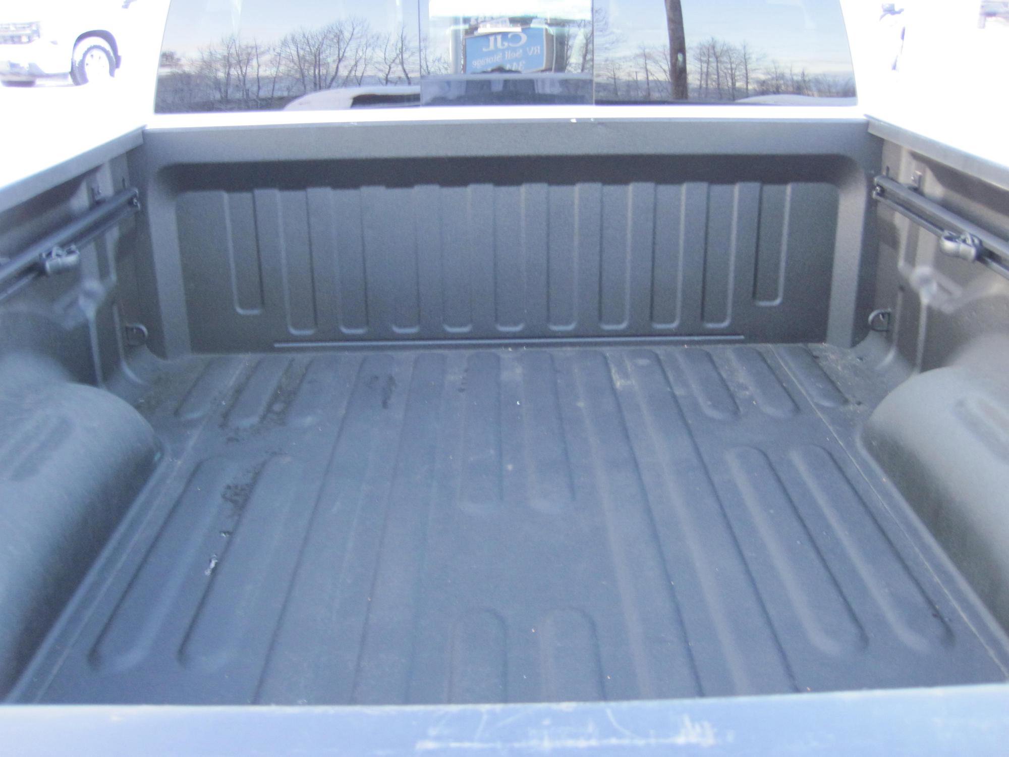 Used 2025 RAM 1500 Laramie w/ Night Edition image 6