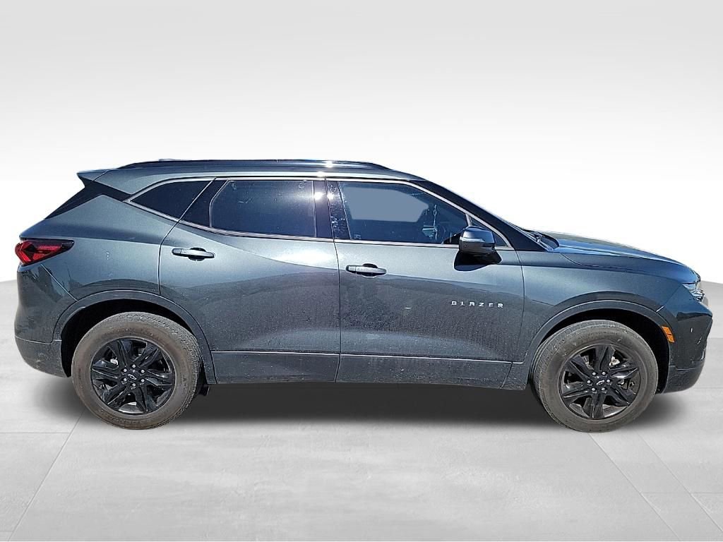 Used 2019 Chevrolet Blazer LT FWD image 17