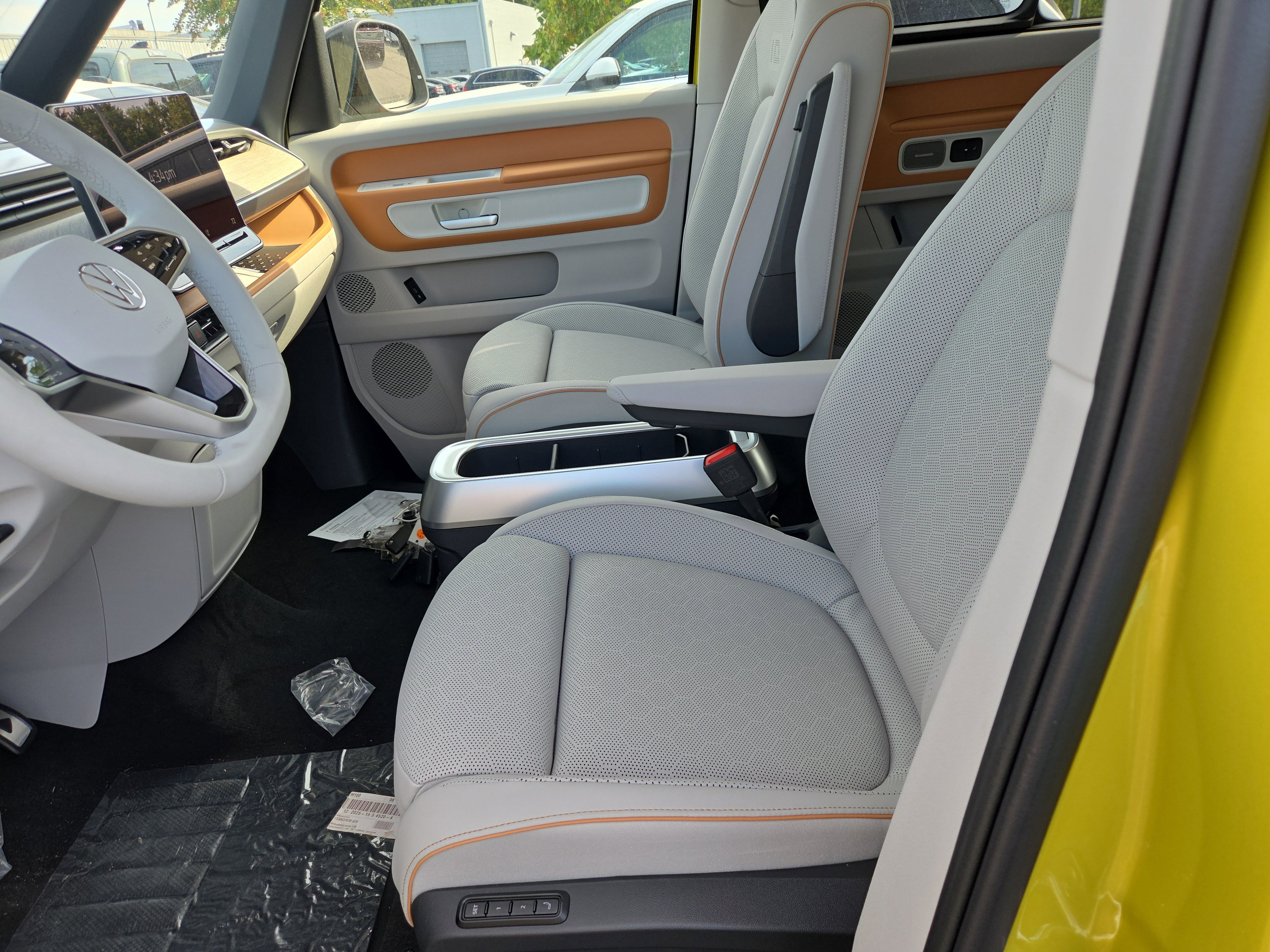 New 2025 Volkswagen ID. Buzz Pro S Plus image 4