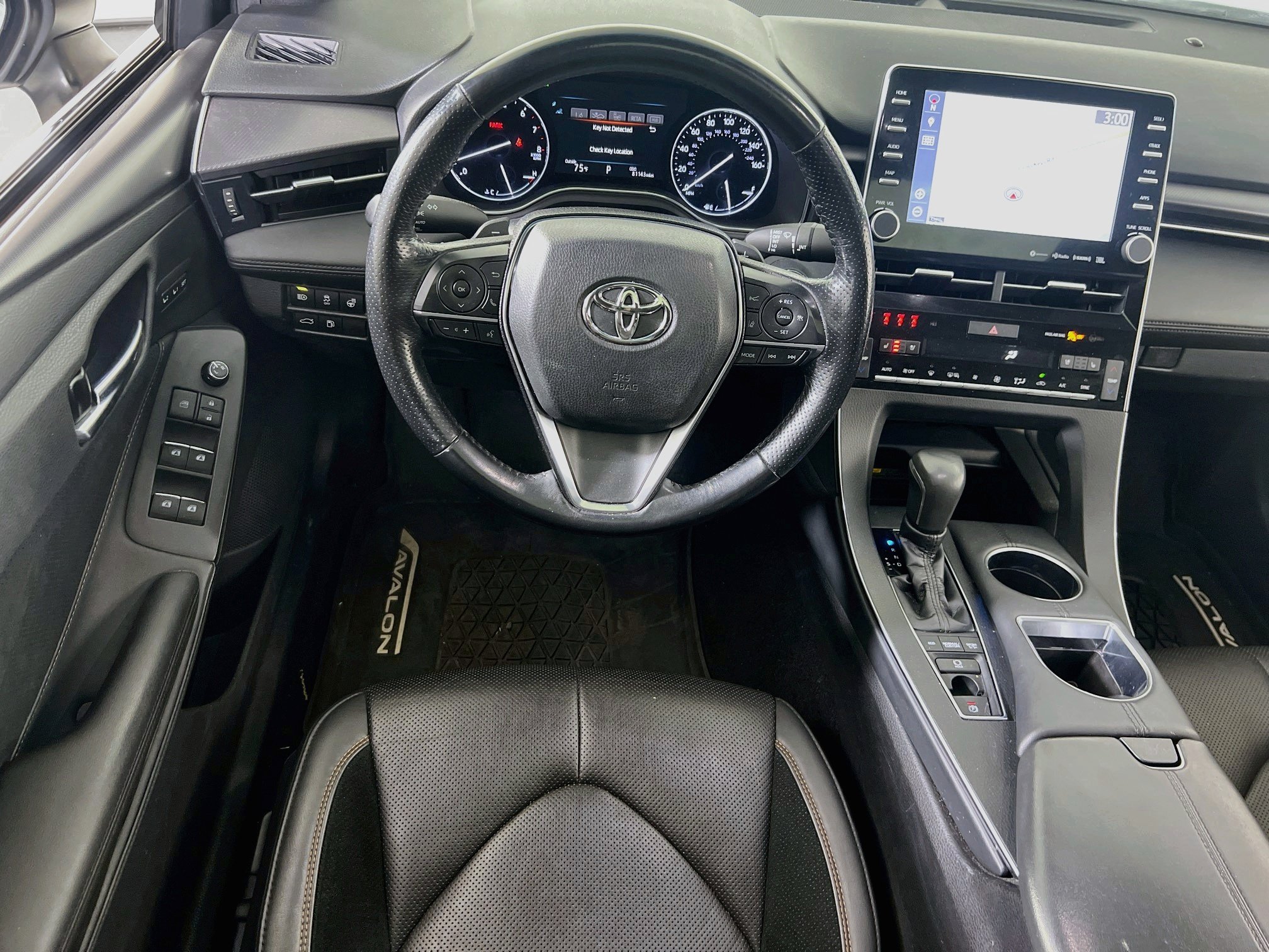 Used 2019 Toyota Avalon Touring w/ All Weather Liner Package FWD image 23