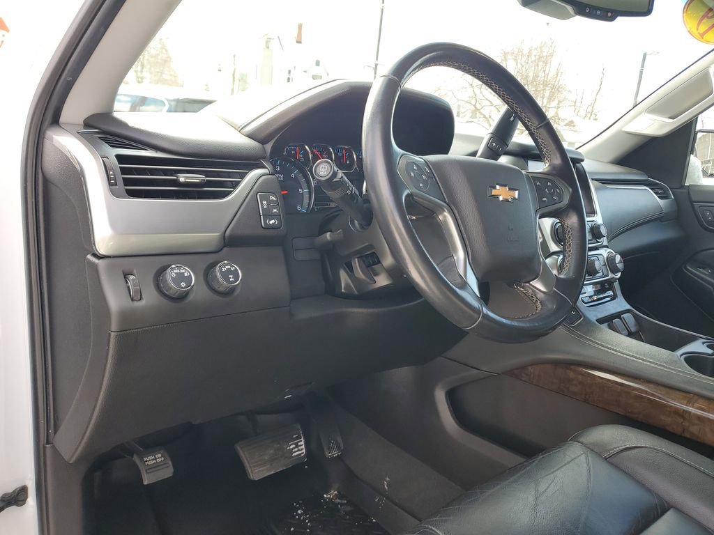 Used 2019 Chevrolet Tahoe LT image 18
