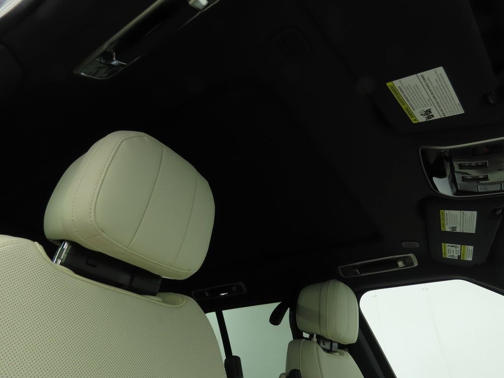 New 2026 Land Rover Range Rover SE AWD/4WD image 18