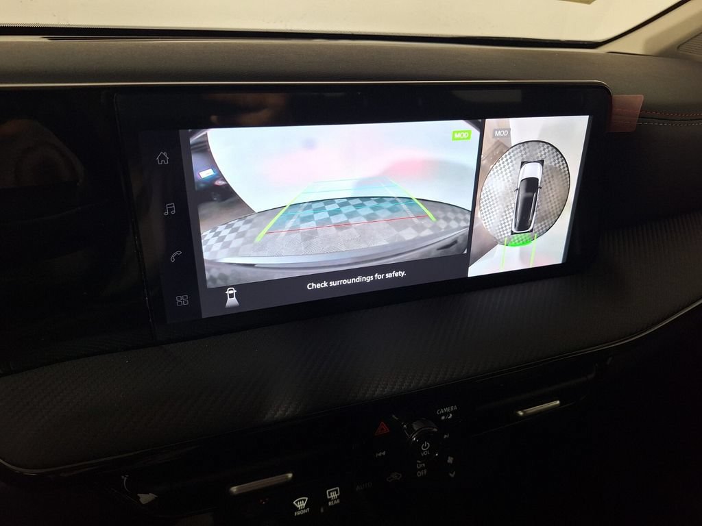 Used 2026 Nissan Kicks SR FWD image 15