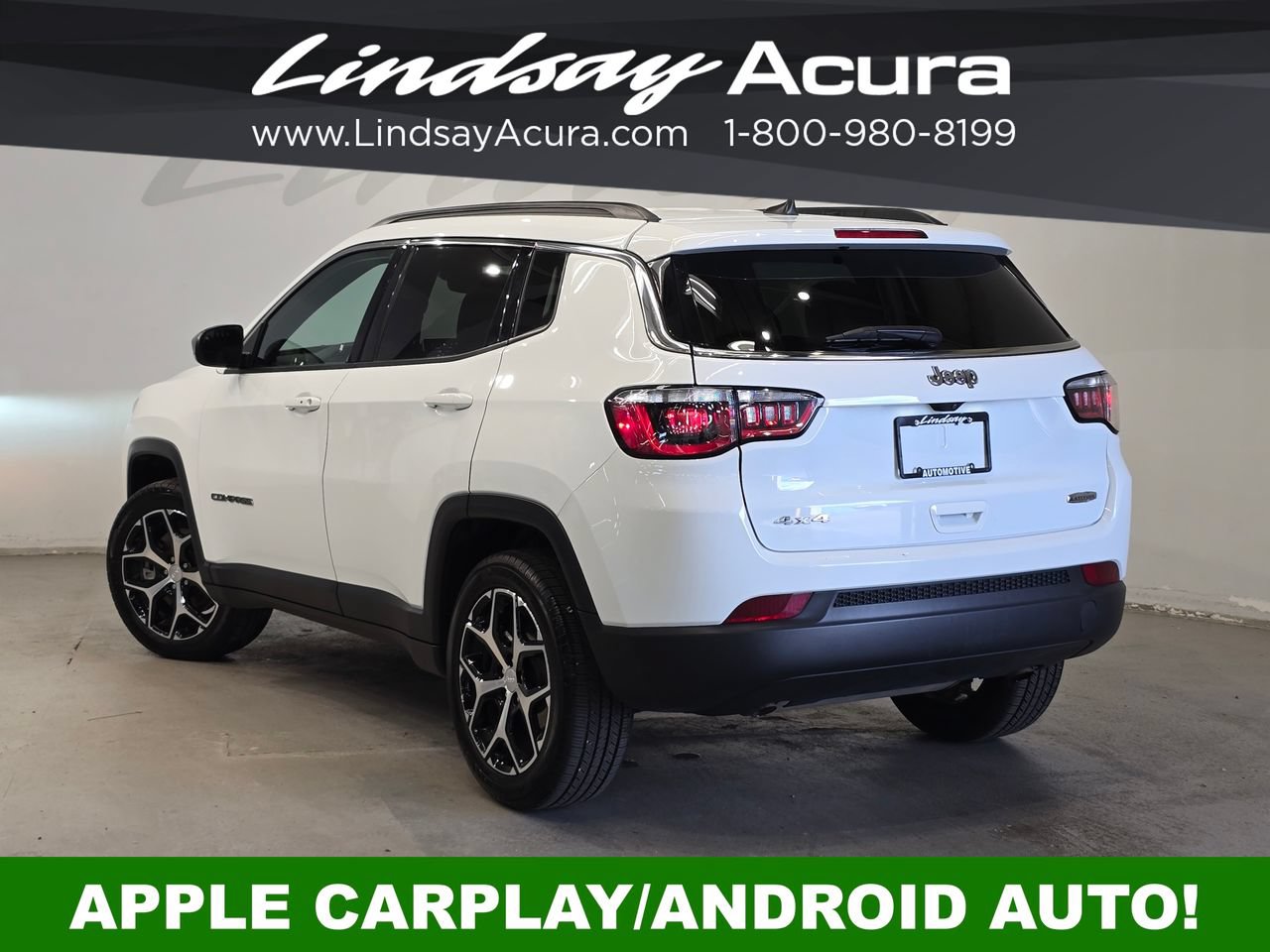 Used 2024 Jeep Compass Latitude AWD/4WD image 4