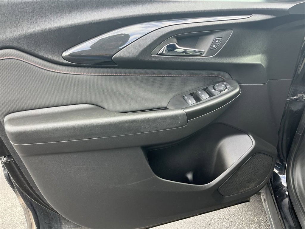 Certified 2023 Chevrolet TrailBlazer RS w/ Convenience Package image 21