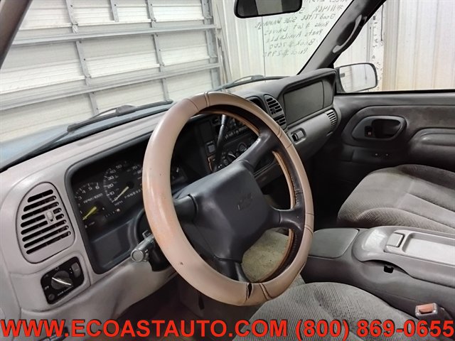 Used 1998 Chevrolet Silverado 1500 4x4 Extended Cab w/ Preferred Equipment Group 2 image 11