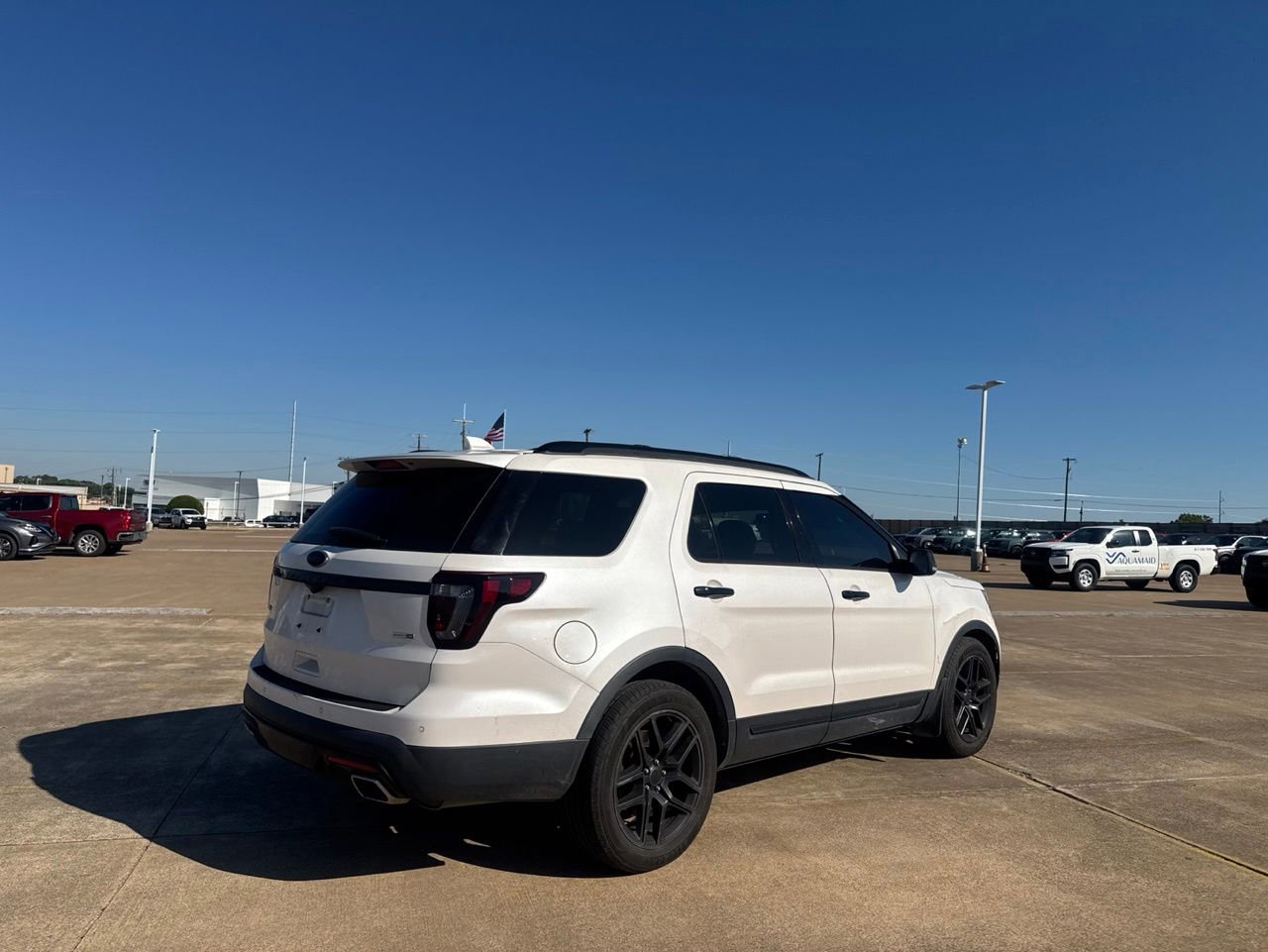Used 2016 Ford Explorer Sport w/ Equipment Group 401A AWD/4WD image 22
