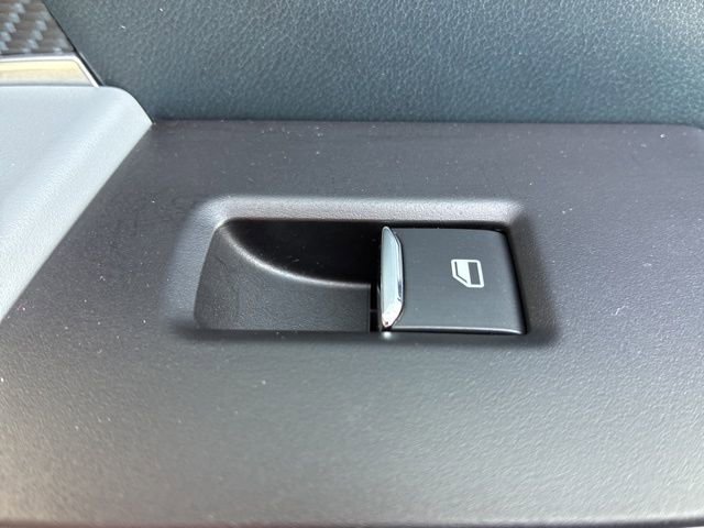 Used 2022 Ford F150 Limited AWD/4WD image 36