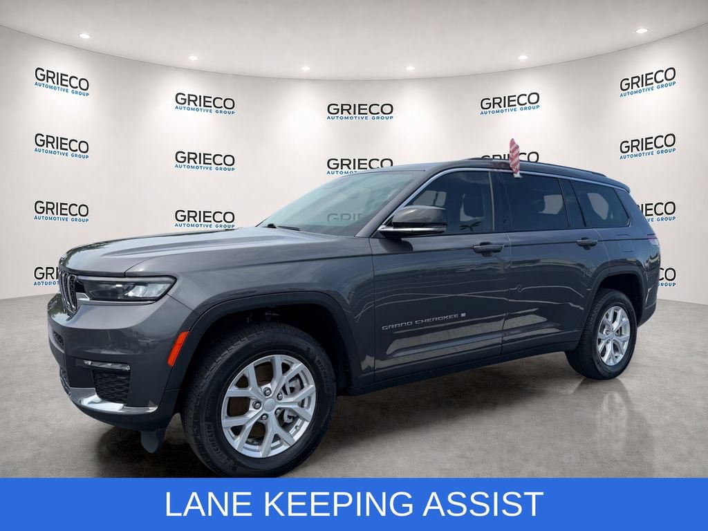 Used 2023 Jeep Grand Cherokee L Limited AWD/4WD image 3