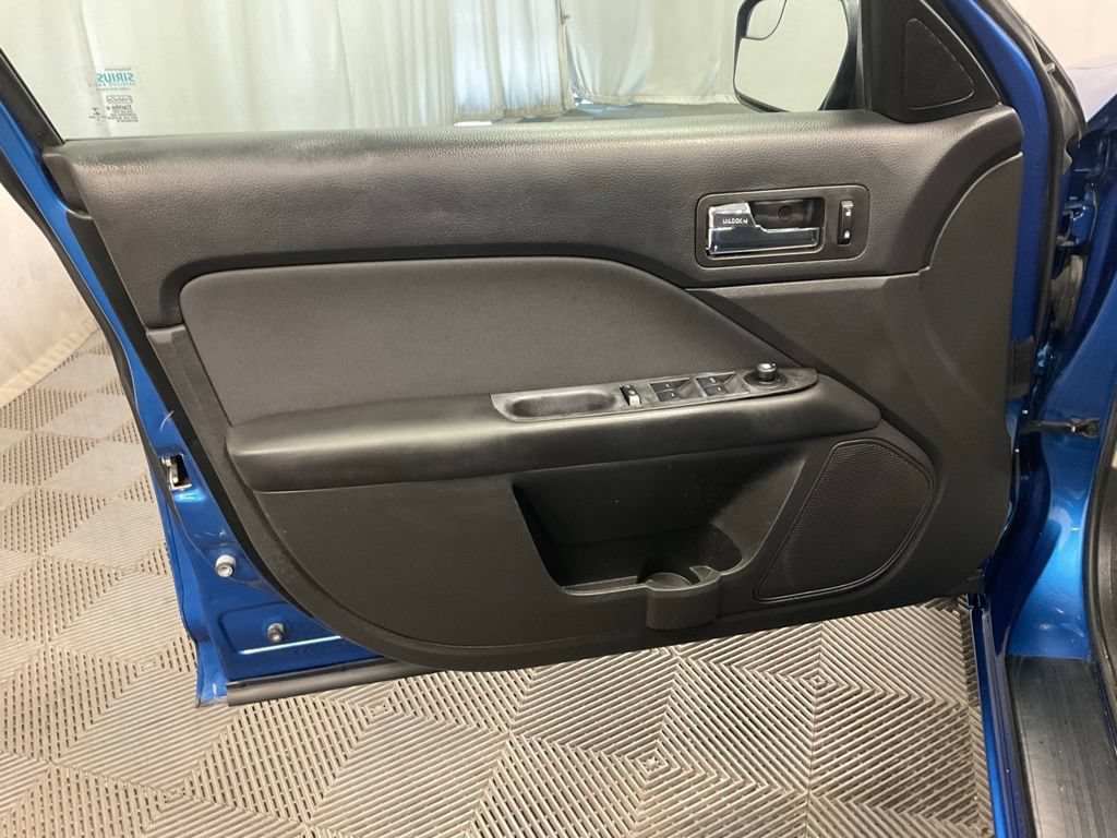 Used 2012 Ford Fusion SE FWD image 9